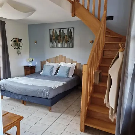 Bed & Breakfast Les Salons De L'embryenne Embry