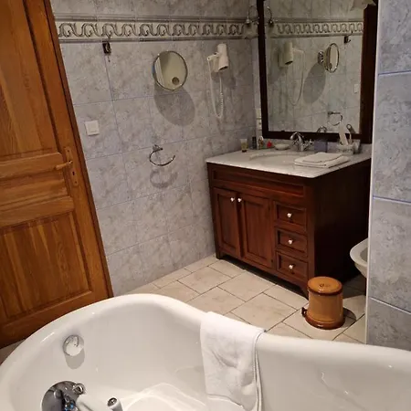Bed & Breakfast Les Salons De L'embryenne *